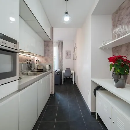 Apartment Le Coq Wagner - Parking - Air Conditioning - Pool Menton