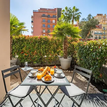 Le Coq Wagner - Parking - Air Conditioning - Pool Apartment *